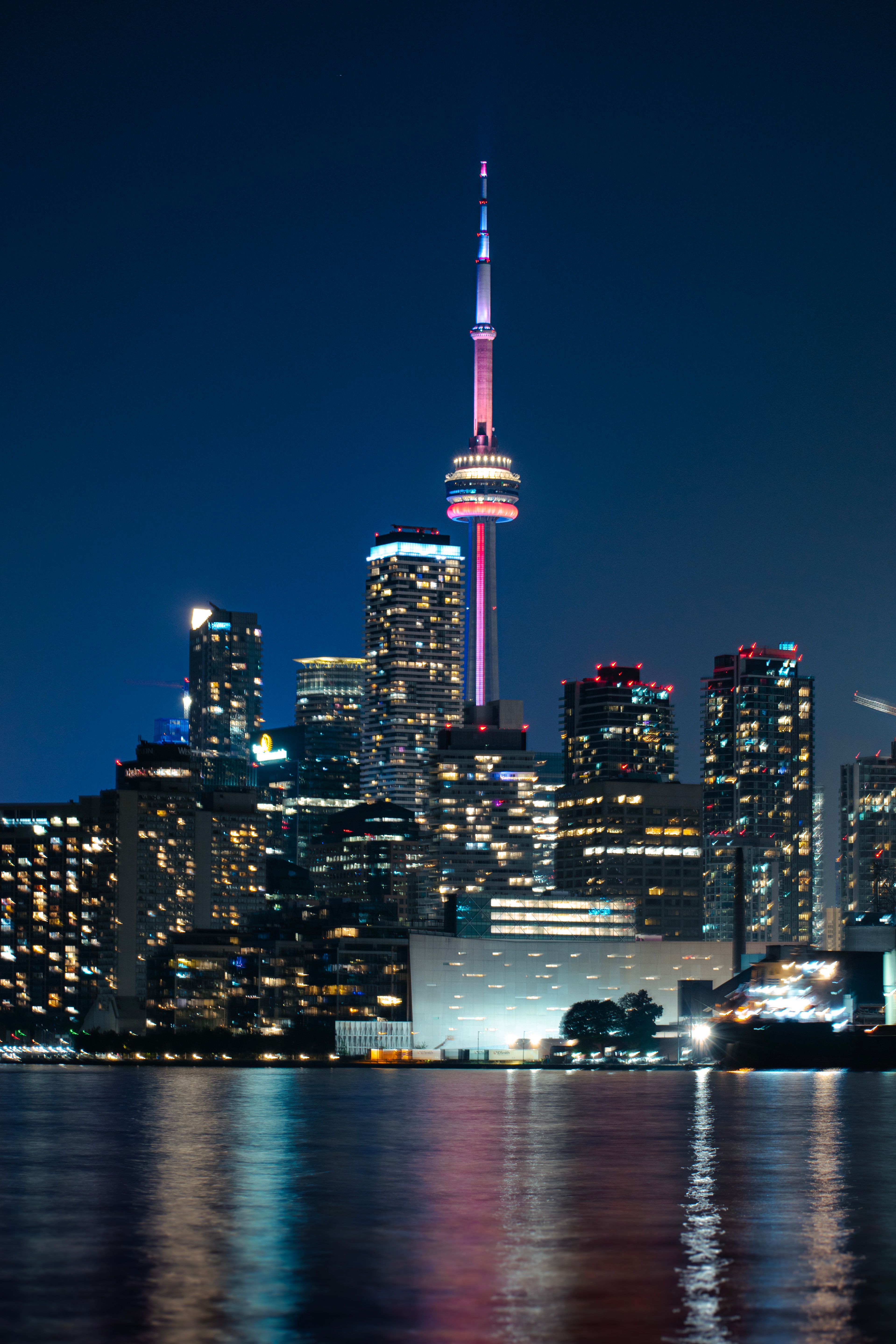 Toronto skyline at night